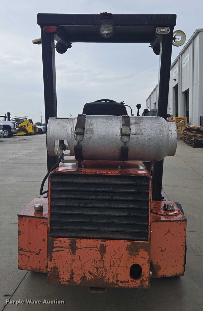 image for item DU6909 Wilmar Wrangler wheel loader