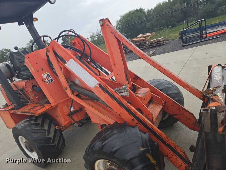 image for item DU6909 Wilmar Wrangler wheel loader