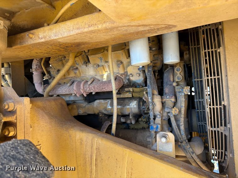 image for item DV5004 1998 Caterpillar 769D haul truck