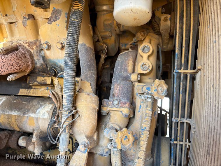 image for item DV5004 1998 Caterpillar 769D haul truck