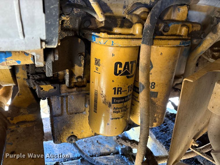 image for item DV5004 1998 Caterpillar 769D haul truck