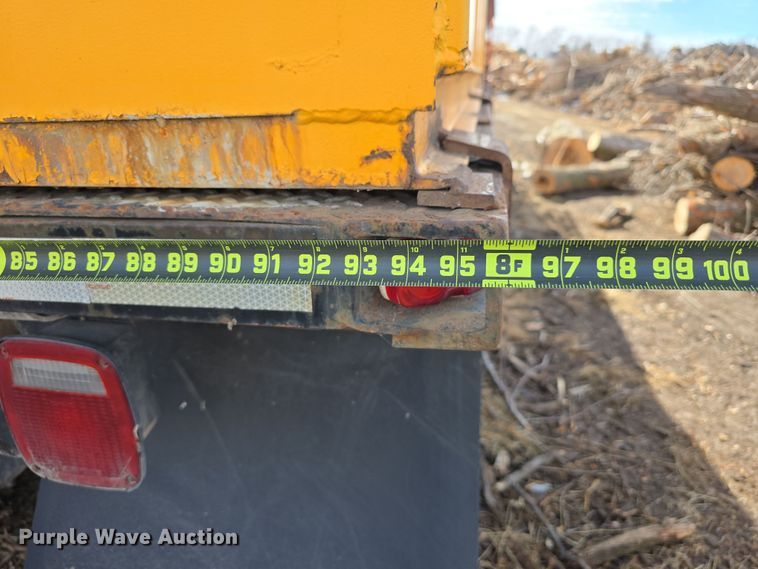 image for item DW3154 2000 Sterling L9500 grapple truck