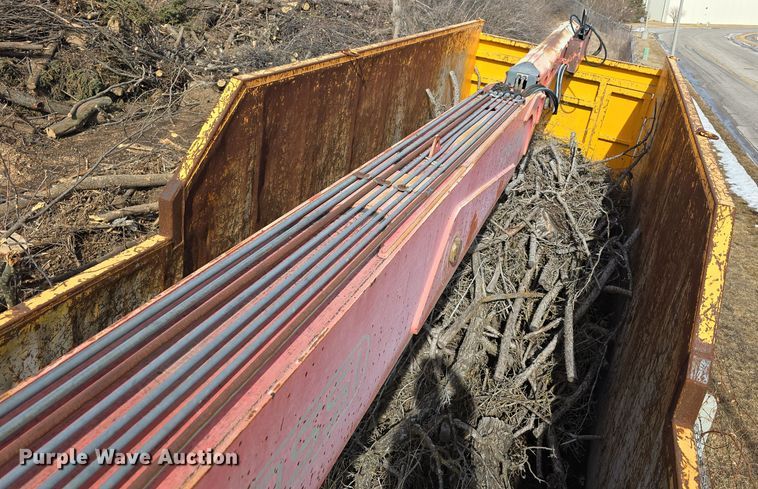 image for item DW3154 2000 Sterling L9500 grapple truck