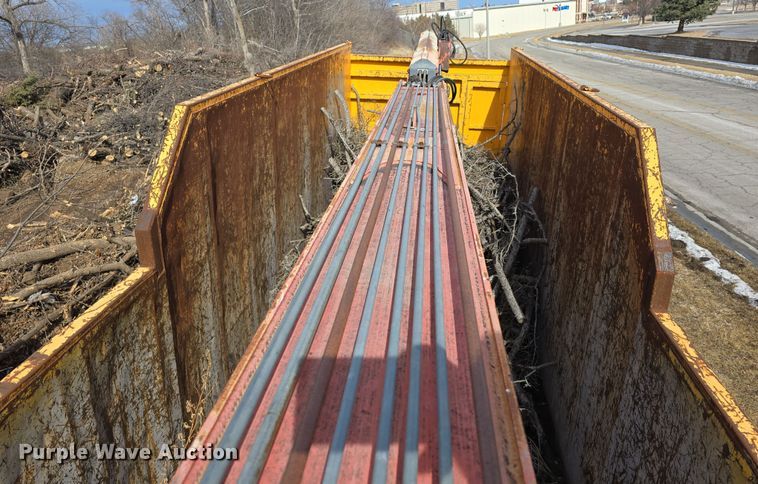 image for item DW3154 2000 Sterling L9500 grapple truck