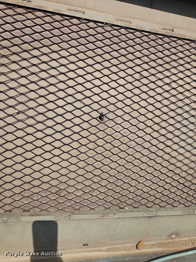 image for item DW6603 1960 Heil tank trailer