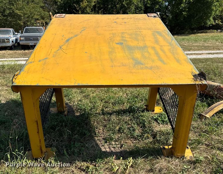 image for item DW6621 Caterpillar dozer parts 