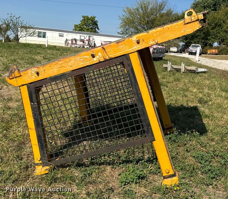 image for item DW6621 Caterpillar dozer parts 