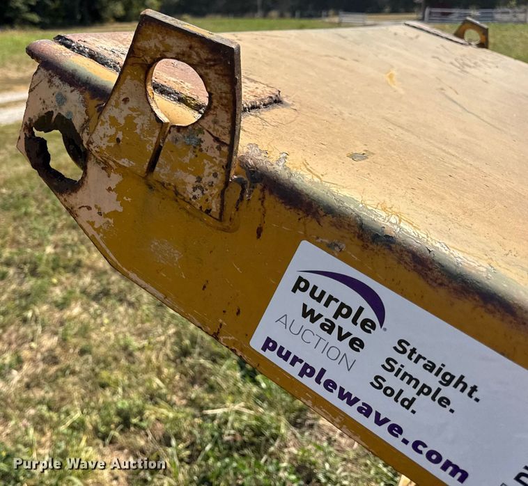 image for item DW6621 Caterpillar dozer parts 