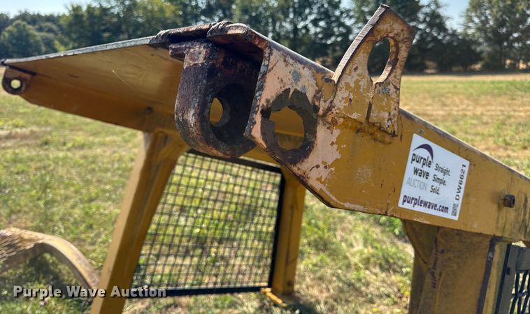 image for item DW6621 Caterpillar dozer parts 