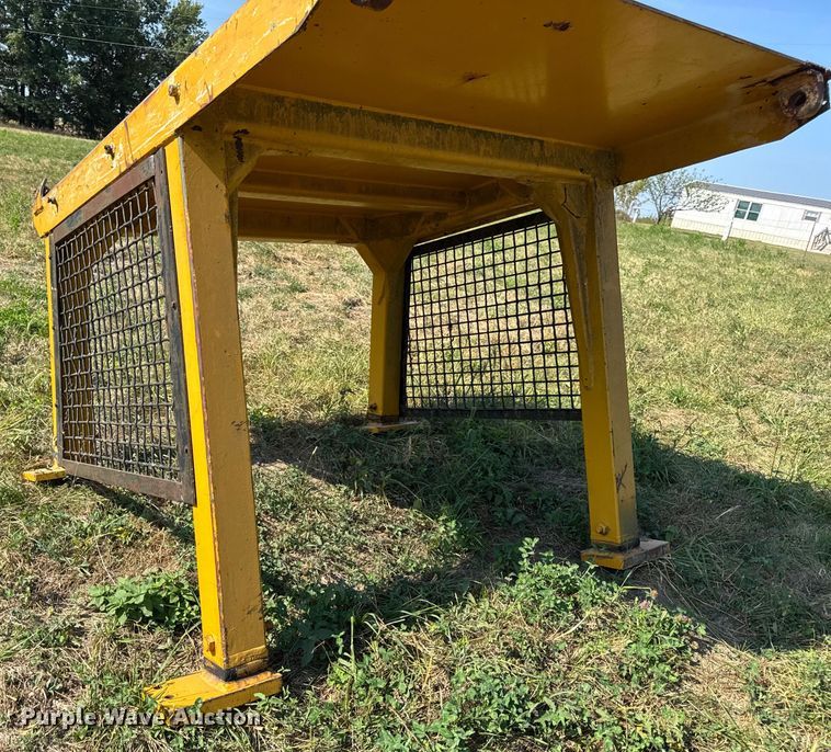 image for item DW6621 Caterpillar dozer parts 