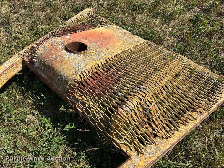 image for item DW6621 Caterpillar dozer parts 