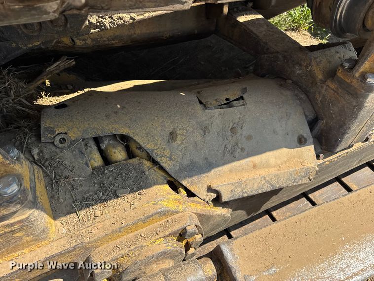 image for item DW6622 1973 Caterpillar D7F dozer