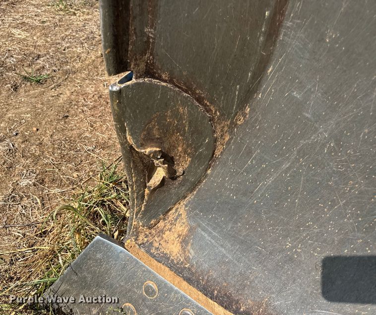 image for item DW6622 1973 Caterpillar D7F dozer