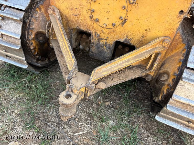 image for item DW6622 1973 Caterpillar D7F dozer