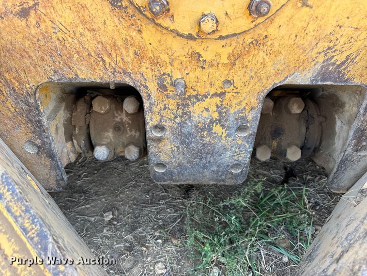 image for item DW6622 1973 Caterpillar D7F dozer