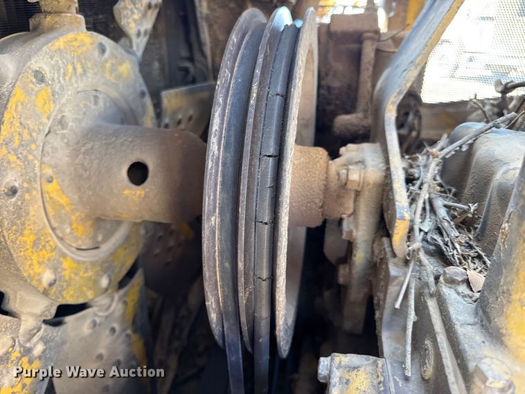 image for item DW6622 1973 Caterpillar D7F dozer