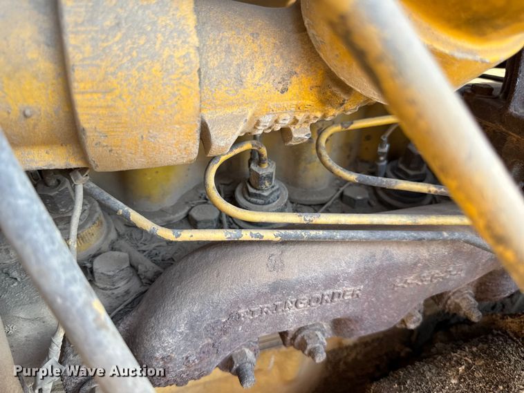 image for item DW6622 1973 Caterpillar D7F dozer
