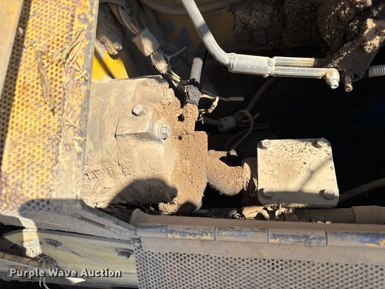 image for item DW6622 1973 Caterpillar D7F dozer