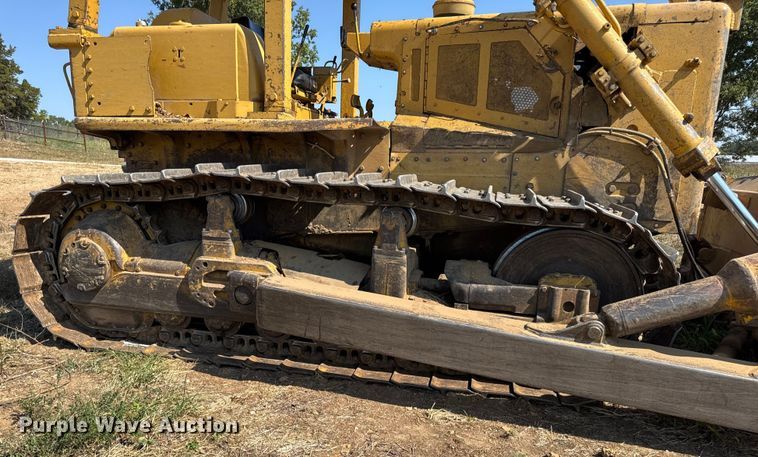 image for item DW6622 1973 Caterpillar D7F dozer