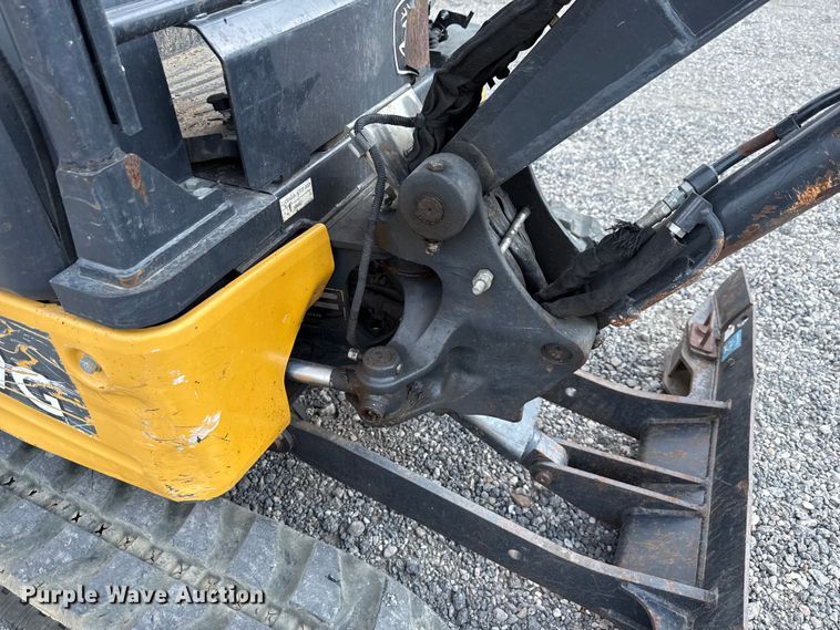 image for item DX5809 2018 John Deere 17G mini excavator