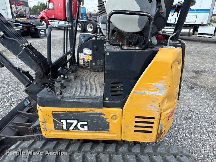image for item DX5809 2018 John Deere 17G mini excavator