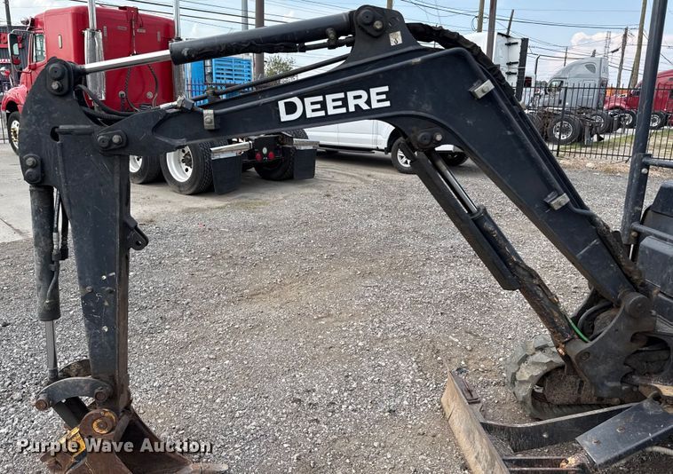 image for item DX5811 2020 John Deere 17G mini excavator