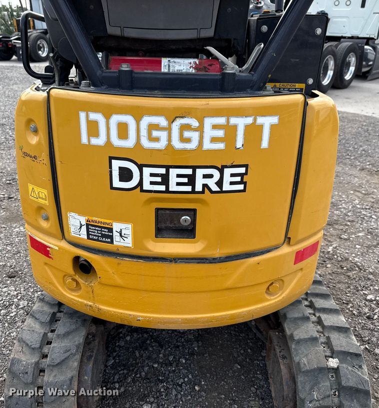 image for item DX5811 2020 John Deere 17G mini excavator