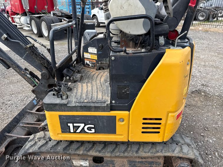 image for item DX5811 2020 John Deere 17G mini excavator