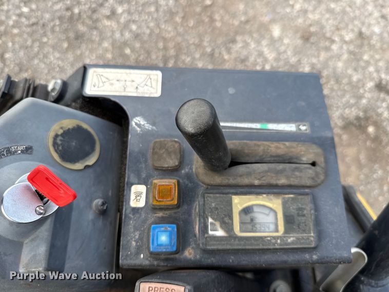 image for item DX5811 2020 John Deere 17G mini excavator