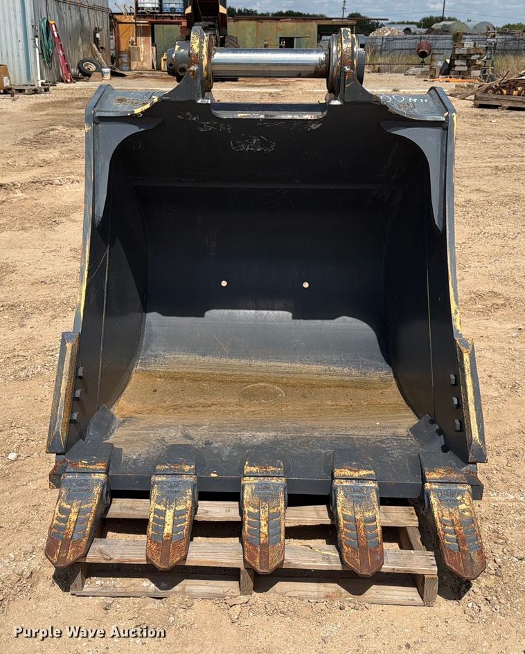 image for item DX5822 Xuzhou Xugong XE360.021 excavator bucket
