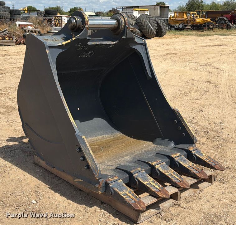 image for item DX5822 Xuzhou Xugong XE360.021 excavator bucket