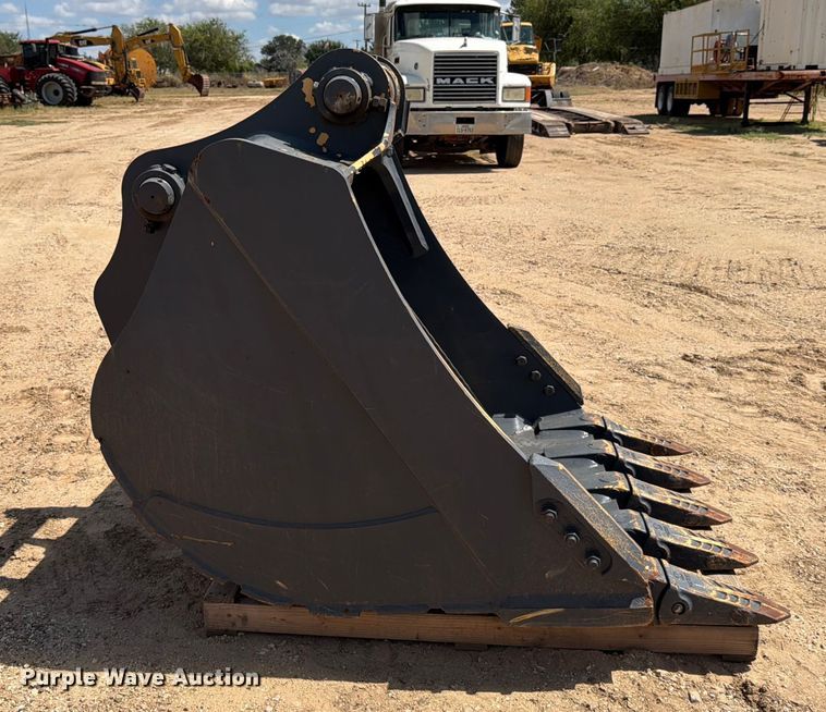 image for item DX5822 Xuzhou Xugong XE360.021 excavator bucket