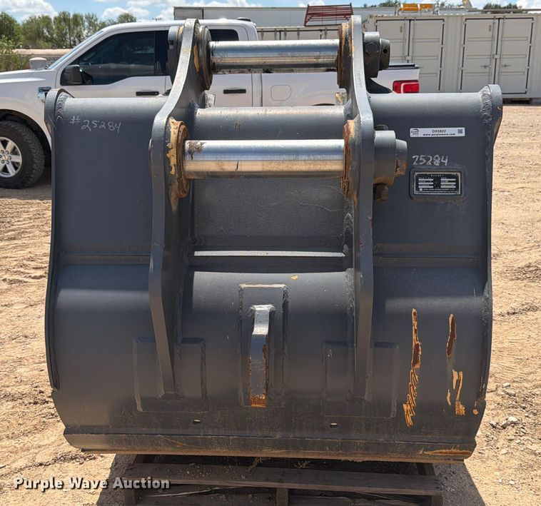 image for item DX5822 Xuzhou Xugong XE360.021 excavator bucket