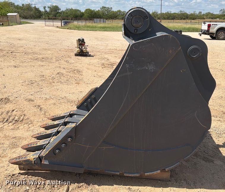 image for item DX5822 Xuzhou Xugong XE360.021 excavator bucket