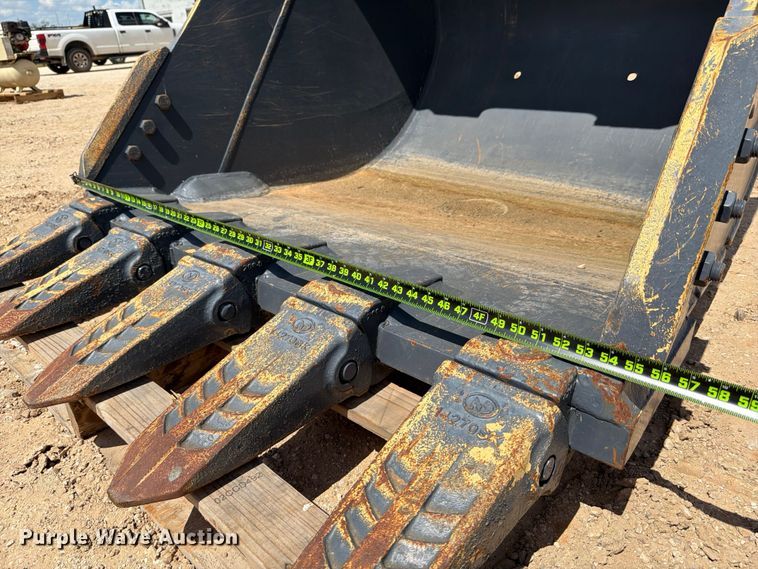 image for item DX5822 Xuzhou Xugong XE360.021 excavator bucket