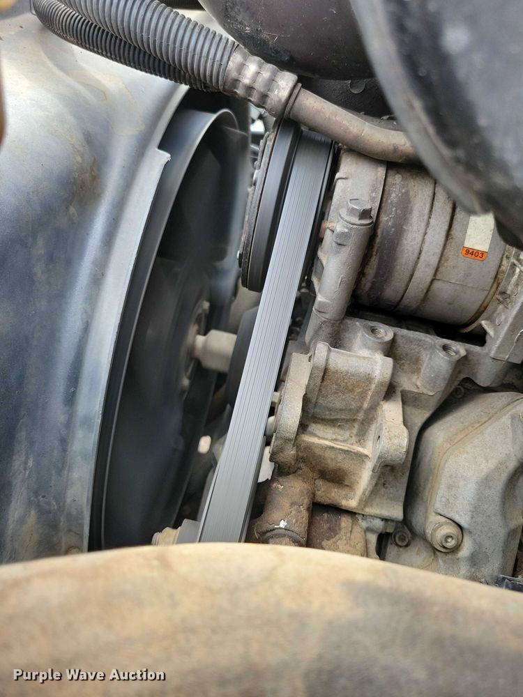 image for item DX7188 2006 Chevrolet C5500 Crew Cab flatbed truck