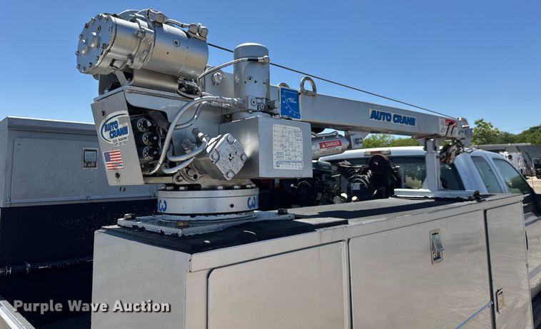 image for item DY0030 2013 Ford F450 Super Duty SuperCab utility / service truck