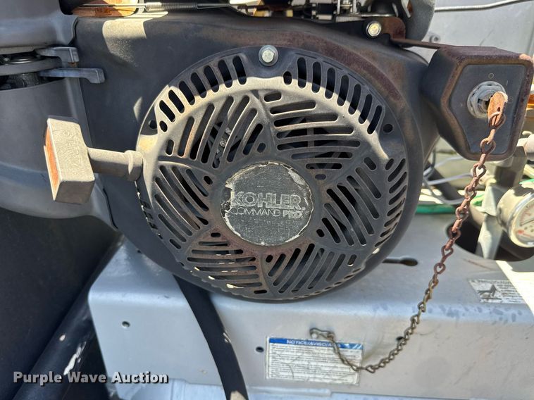 image for item DY0030 2013 Ford F450 Super Duty SuperCab utility / service truck