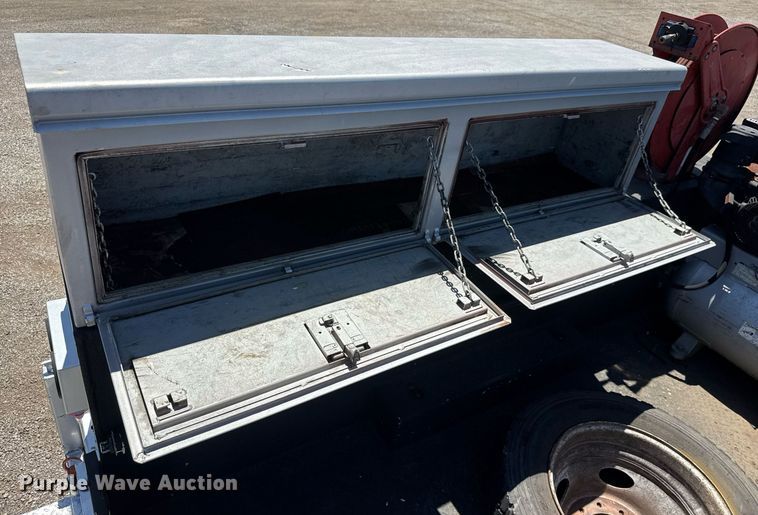 image for item DY0030 2013 Ford F450 Super Duty SuperCab utility / service truck