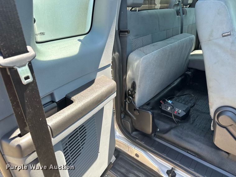 image for item DY0030 2013 Ford F450 Super Duty SuperCab utility / service truck