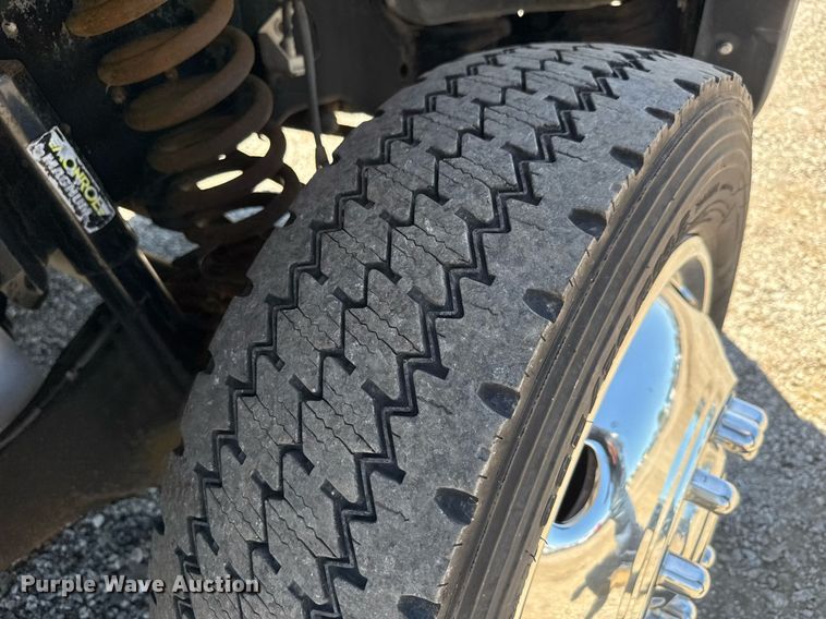 image for item DY0030 2013 Ford F450 Super Duty SuperCab utility / service truck