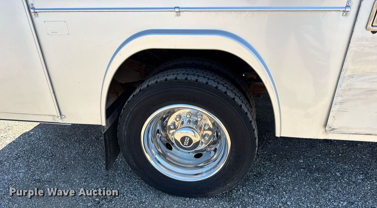 image for item DY0030 2013 Ford F450 Super Duty SuperCab utility / service truck