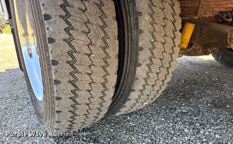 image for item DY0030 2013 Ford F450 Super Duty SuperCab utility / service truck