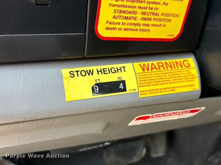 image for item DY0045 2006 Ford F450 Super Duty bucket truck