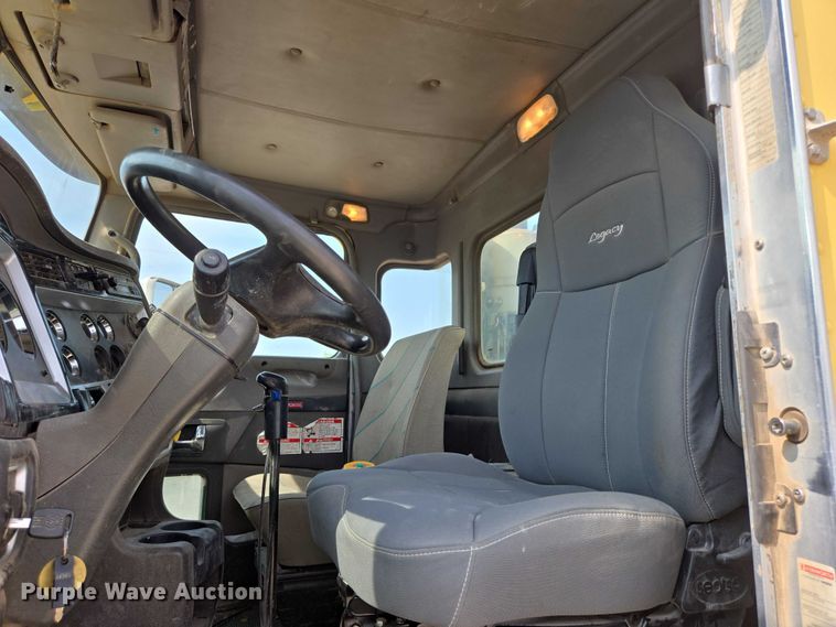 image for item DY1130 2009 Kenworth W900  ready mix truck