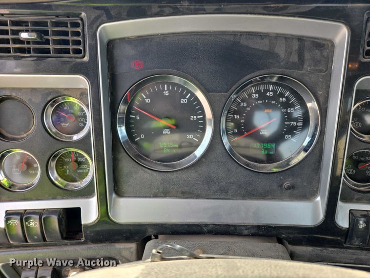 image for item DY1130 2009 Kenworth W900  ready mix truck