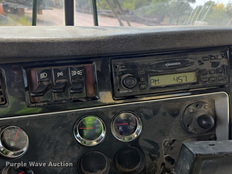 image for item DY1130 2009 Kenworth W900  ready mix truck