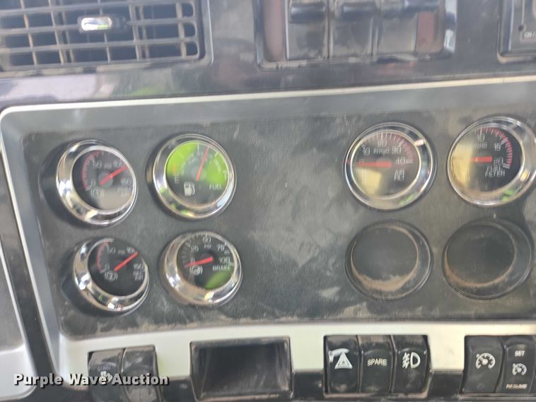 image for item DY1130 2009 Kenworth W900  ready mix truck