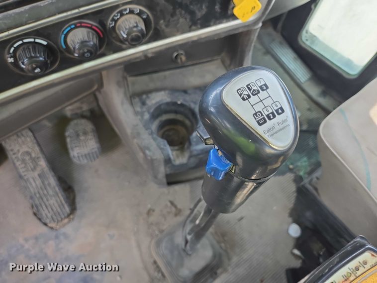 image for item DY1130 2009 Kenworth W900  ready mix truck