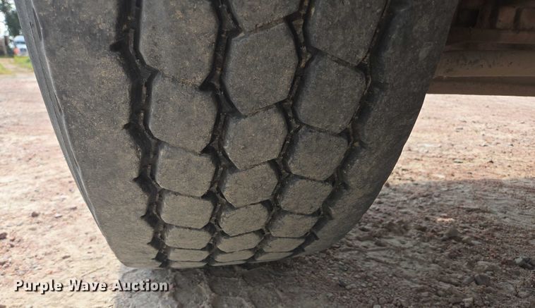 image for item DY1130 2009 Kenworth W900  ready mix truck